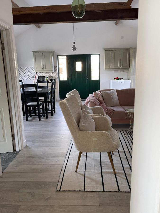 Cosy Apartment With Fire Stove Athlone Ngoại thất bức ảnh